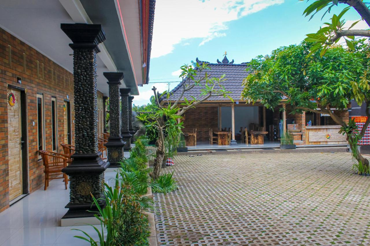 Hotel Niki Jembrana Exterior foto
